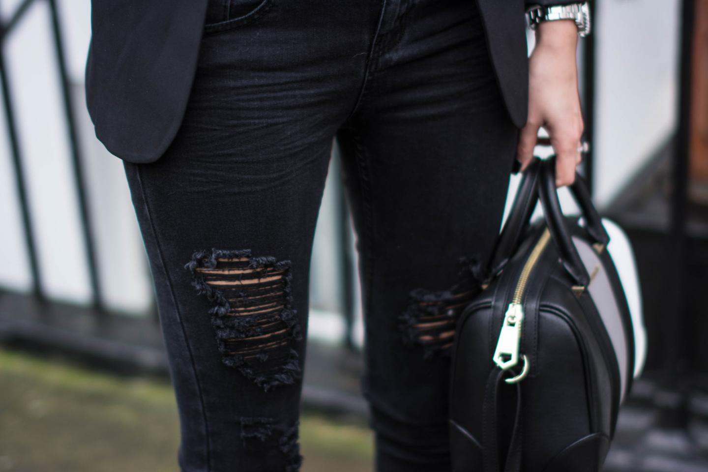 EJSTYLE - New Look ripped parisian black skinny jeans, Givenchy Lucrezia mini bag, monochrome OOTD, blogger