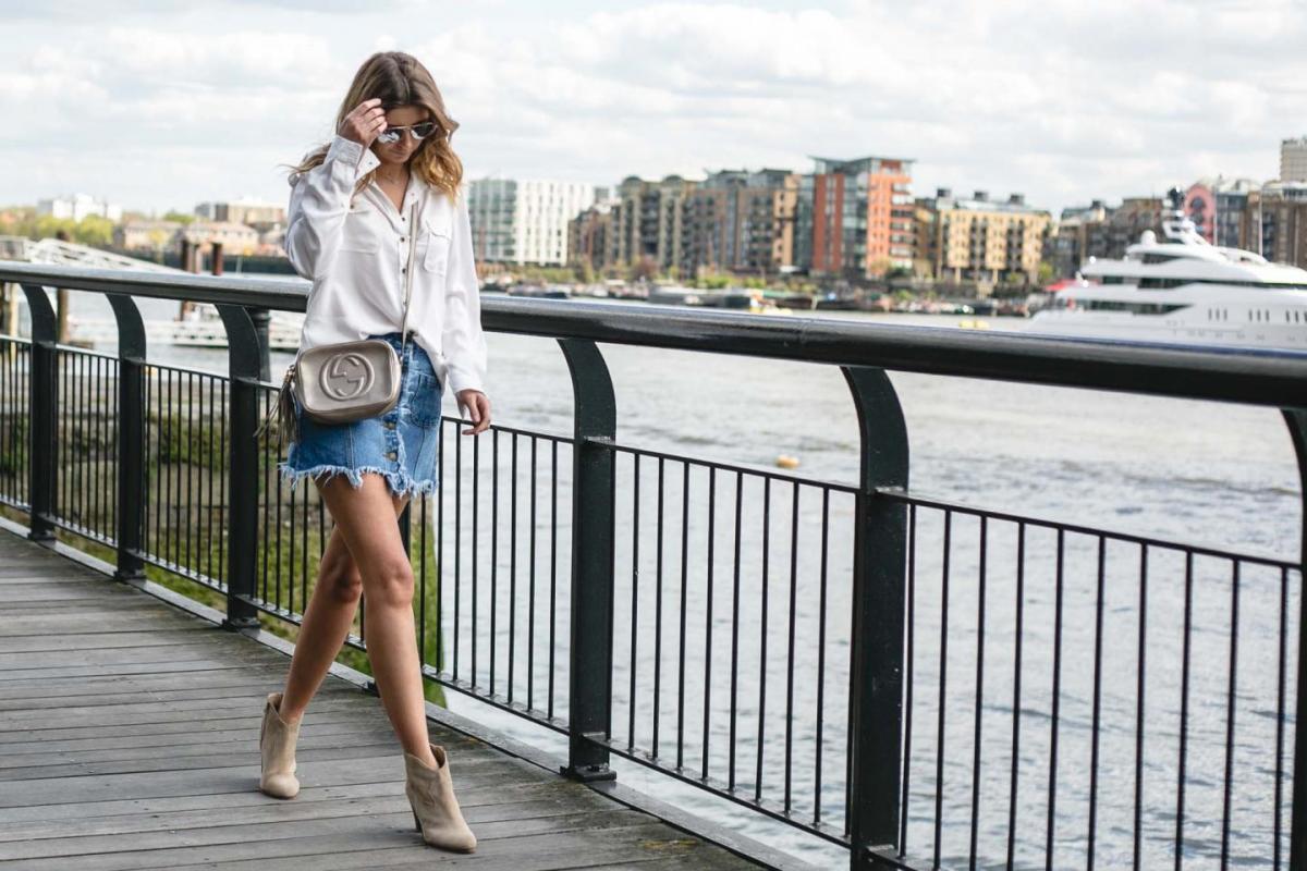 frayed denim skirt, white shirt Gucci soho disco bag, beige suede ankle boots