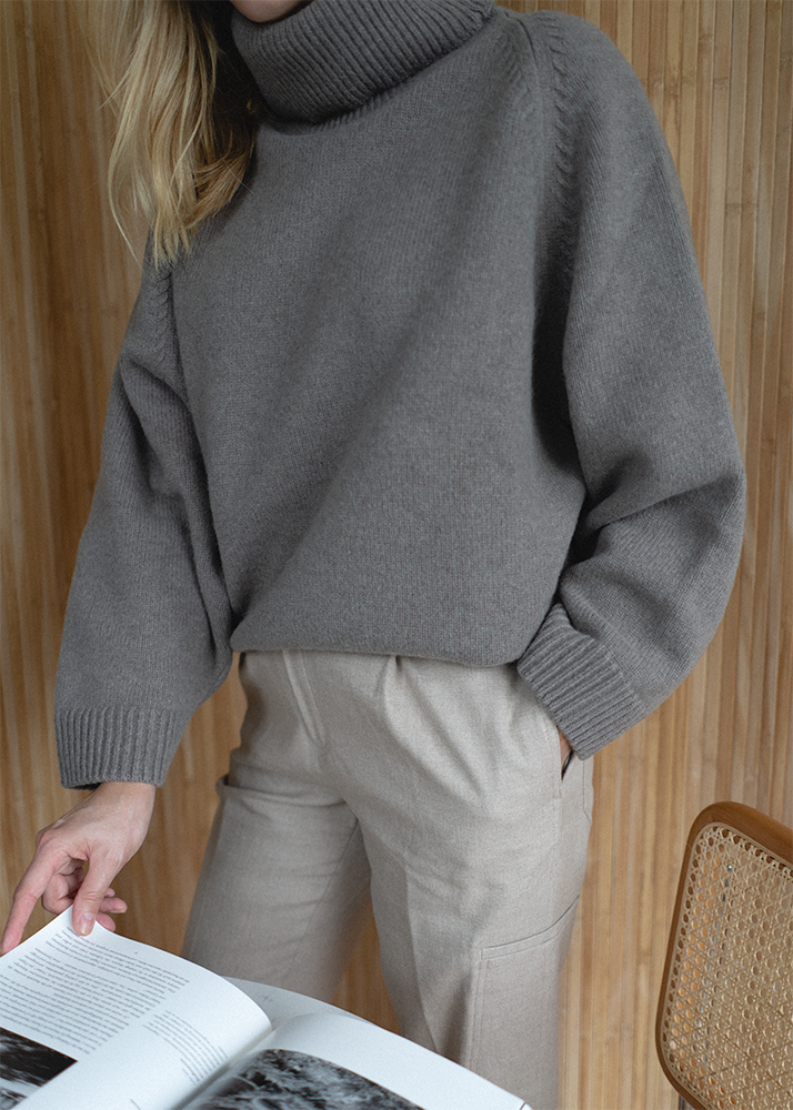 Cosy grey knit jumper, beige tailored trousers